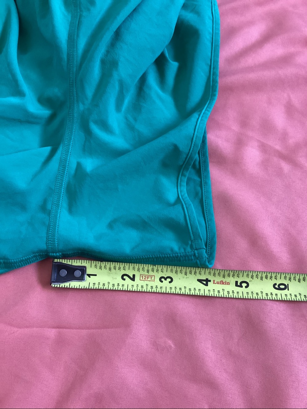 Lululemon hotty hot shorts - Picture 5 of 7
